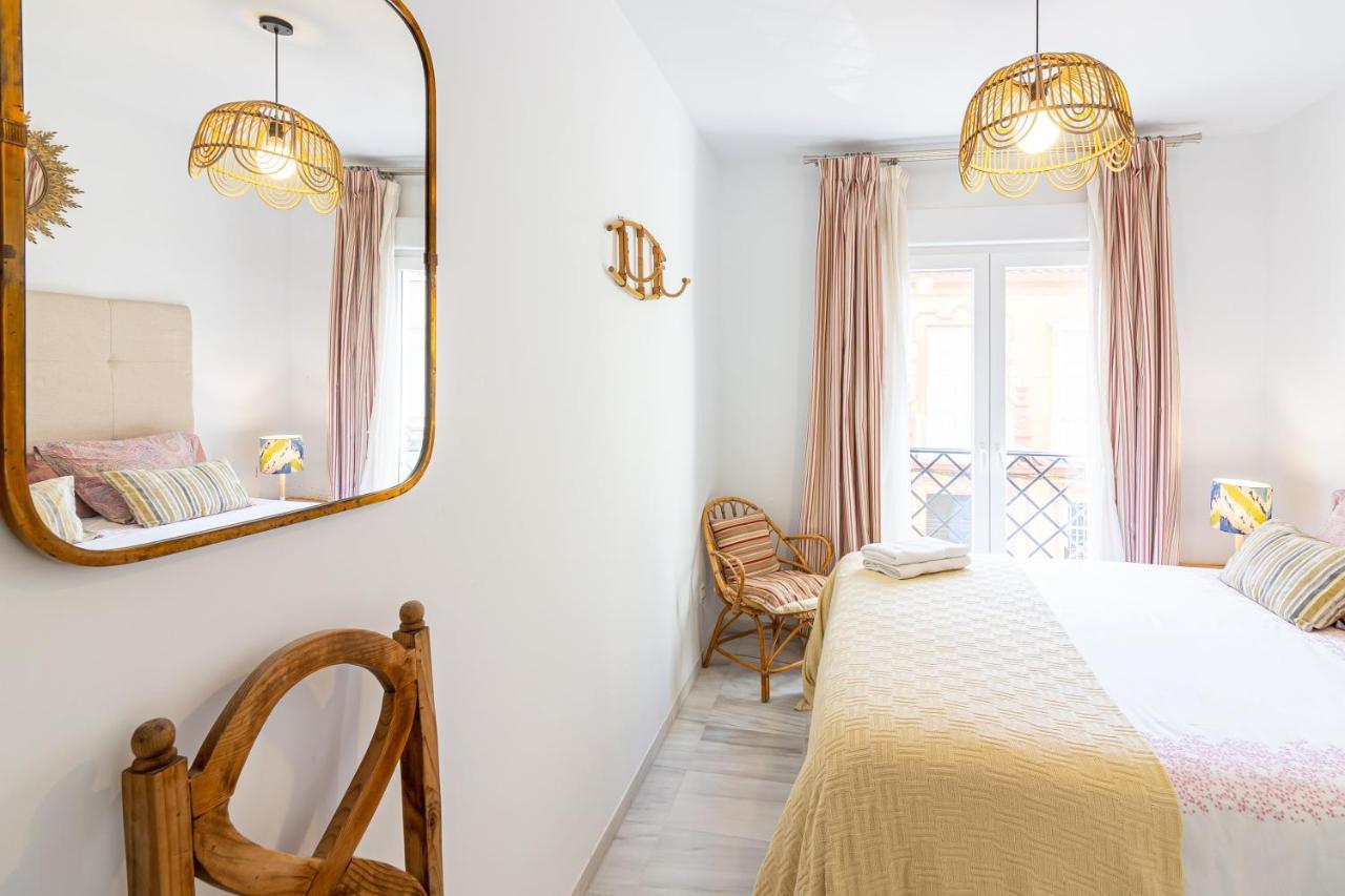 Apartamento Vicky Victoria Málaga Eksteriør billede